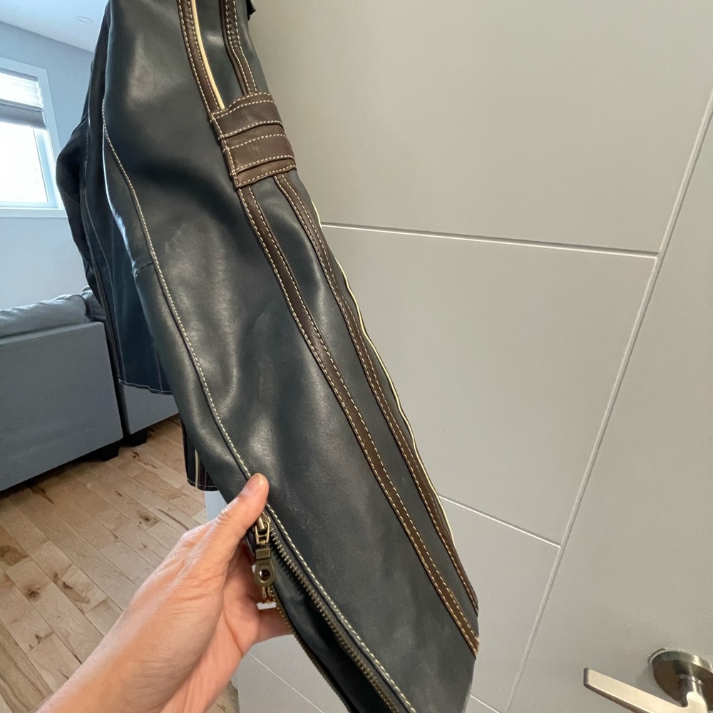 Leather jacket - Picture 11 of 14